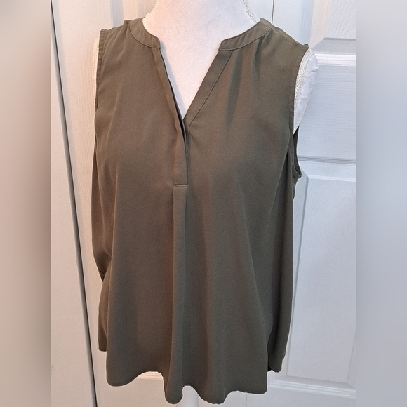 Apt 9 Olive Green Sleeveless Blouse    Size XL - Picture 1 of 8